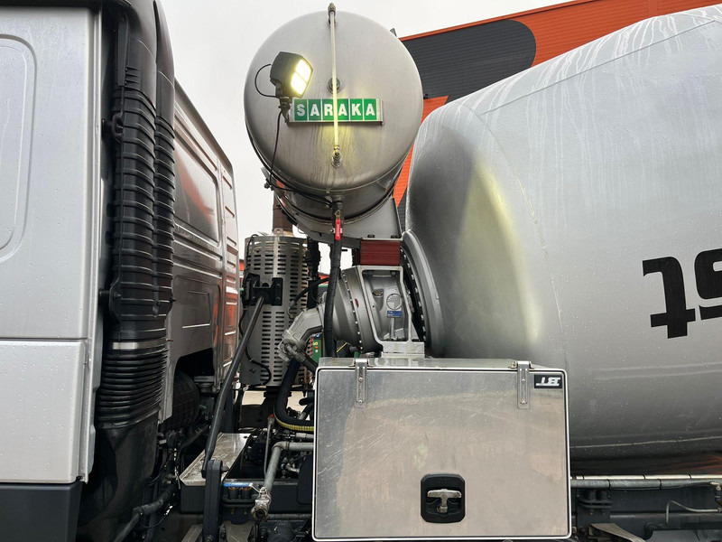 Автобетонозмішувач Volvo FMX 500 8x4 SARAKA HR-11 / 10 m3 + CHUTE 10 m / TANDEM AXLE LIFT: фото 12 Автобетонозмішувач Volvo FMX 500 8x4 SARAKA HR-11 / 10 m3 + CHUTE 10 m / TANDEM AXLE LIFT: фото 12