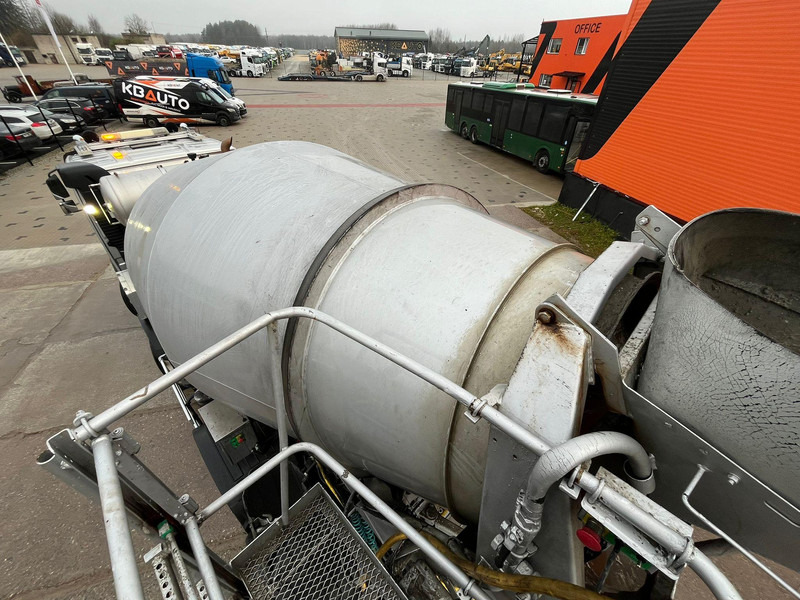 Автобетонозмішувач Volvo FMX 500 8x4 SARAKA HR-11 / 10 m3 + CHUTE 10 m / TANDEM AXLE LIFT: фото 11 Автобетонозмішувач Volvo FMX 500 8x4 SARAKA HR-11 / 10 m3 + CHUTE 10 m / TANDEM AXLE LIFT: фото 11