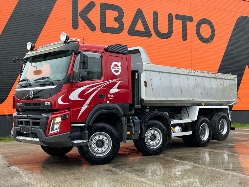 Volvo FMX 540 8x4 RETARDER / TANDEM AXLE LIFT / BIG AXLES / BOX L=5703 mm - Самоскид вантажівка: фото 1 Volvo FMX 540 8x4 RETARDER / TANDEM AXLE LIFT / BIG AXLES / BOX L=5703 mm - Самоскид вантажівка: фото 1