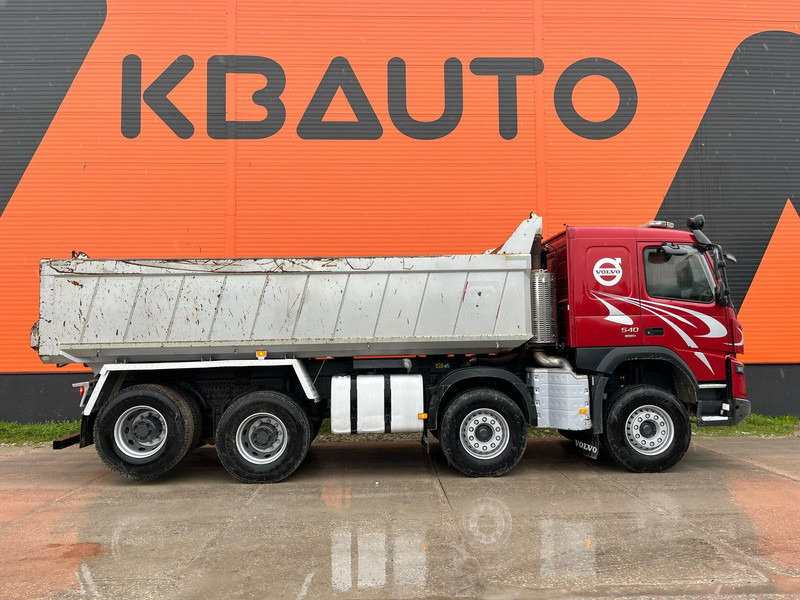 Volvo FMX 540 8x4 RETARDER / TANDEM AXLE LIFT / BIG AXLES / BOX L=5703 mm - Самоскид вантажівка: фото 5 Volvo FMX 540 8x4 RETARDER / TANDEM AXLE LIFT / BIG AXLES / BOX L=5703 mm - Самоскид вантажівка: фото 5