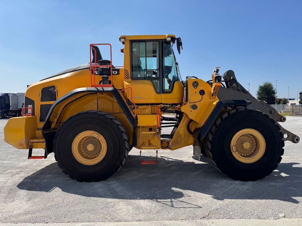Volvo L180H - Колісний навантажувач: фото 5 Volvo L180H - Колісний навантажувач: фото 5