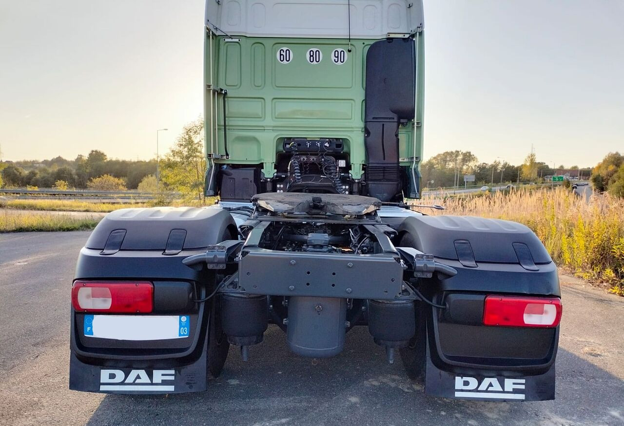 Тягач DAF XF 106 510: фото 8