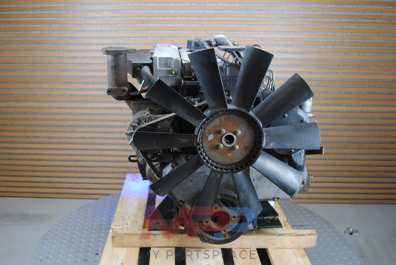 Perkins Perkins 1004 turbo AA-AB 1004.4 - Двигун: фото 5 Perkins Perkins 1004 turbo AA-AB 1004.4 - Двигун: фото 5