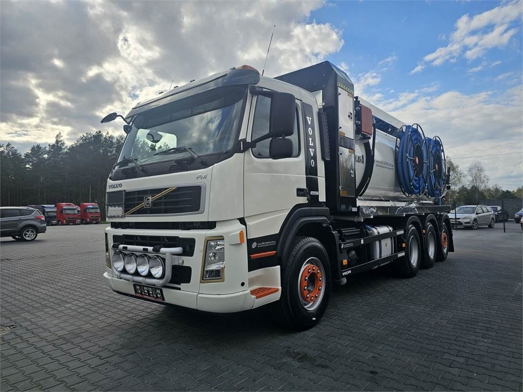 Volvo WUKO ADR ROLBA FOR CLEANING CHANNELS COMBI - Комунальна/ Спеціальна техніка: фото 4 Volvo WUKO ADR ROLBA FOR CLEANING CHANNELS COMBI - Комунальна/ Спеціальна техніка: фото 4