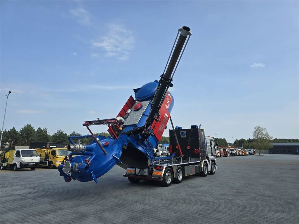 MAN Disab Centurion P210/9 ADR Vacuum suction-blowing - Екскаватор: фото 1 MAN Disab Centurion P210/9 ADR Vacuum suction-blowing - Екскаватор: фото 1