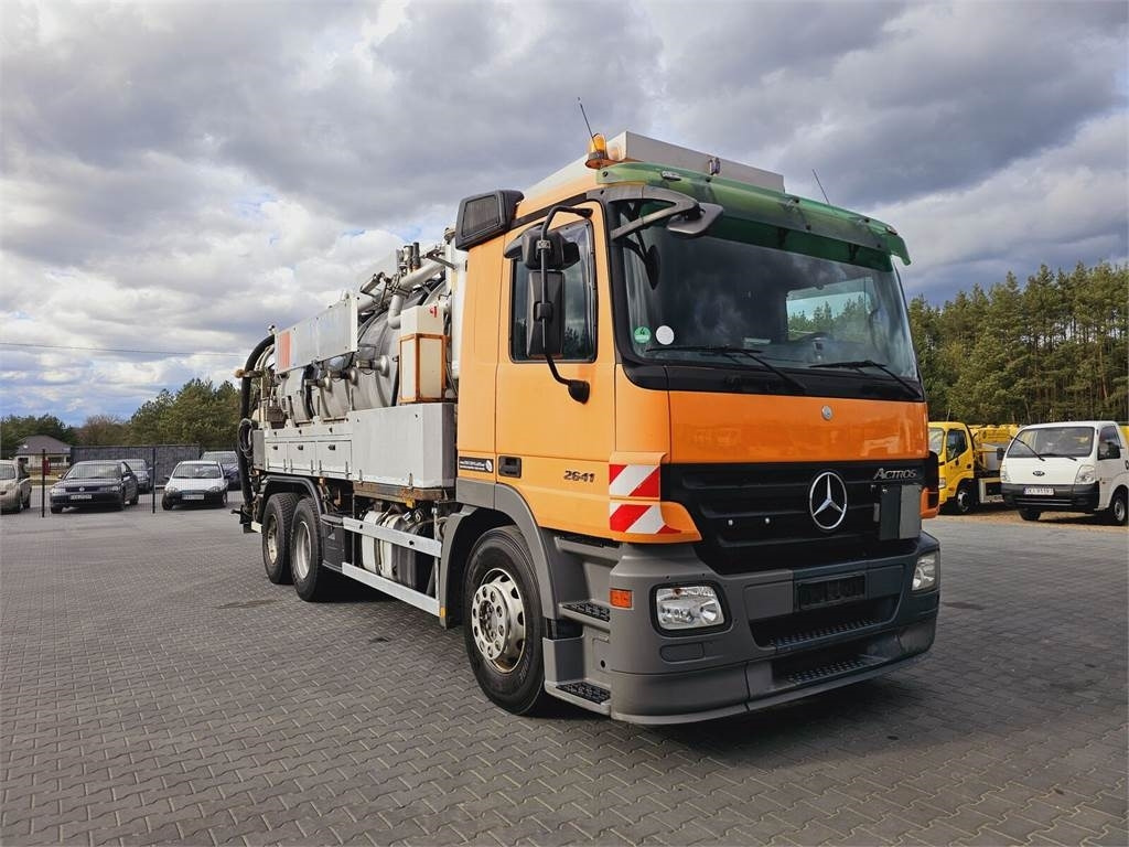 Mercedes-Benz WUKO KROLL COMBI FOR SEWER CLEANING - Асенізатори: фото 2 Mercedes-Benz WUKO KROLL COMBI FOR SEWER CLEANING - Асенізатори: фото 2