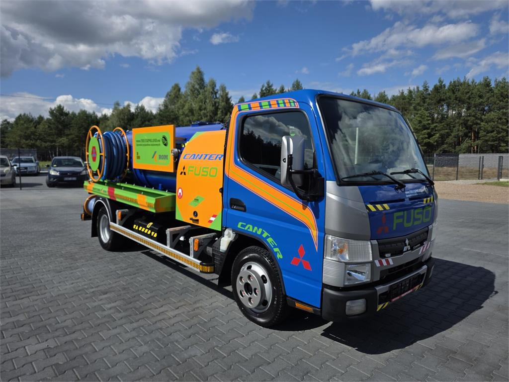 Mitsubishi ROM KOKS SMART COMBI WUKO HOT WATER FOR CLEANING S - Асенізатори: фото 2 Mitsubishi ROM KOKS SMART COMBI WUKO HOT WATER FOR CLEANING S - Асенізатори: фото 2