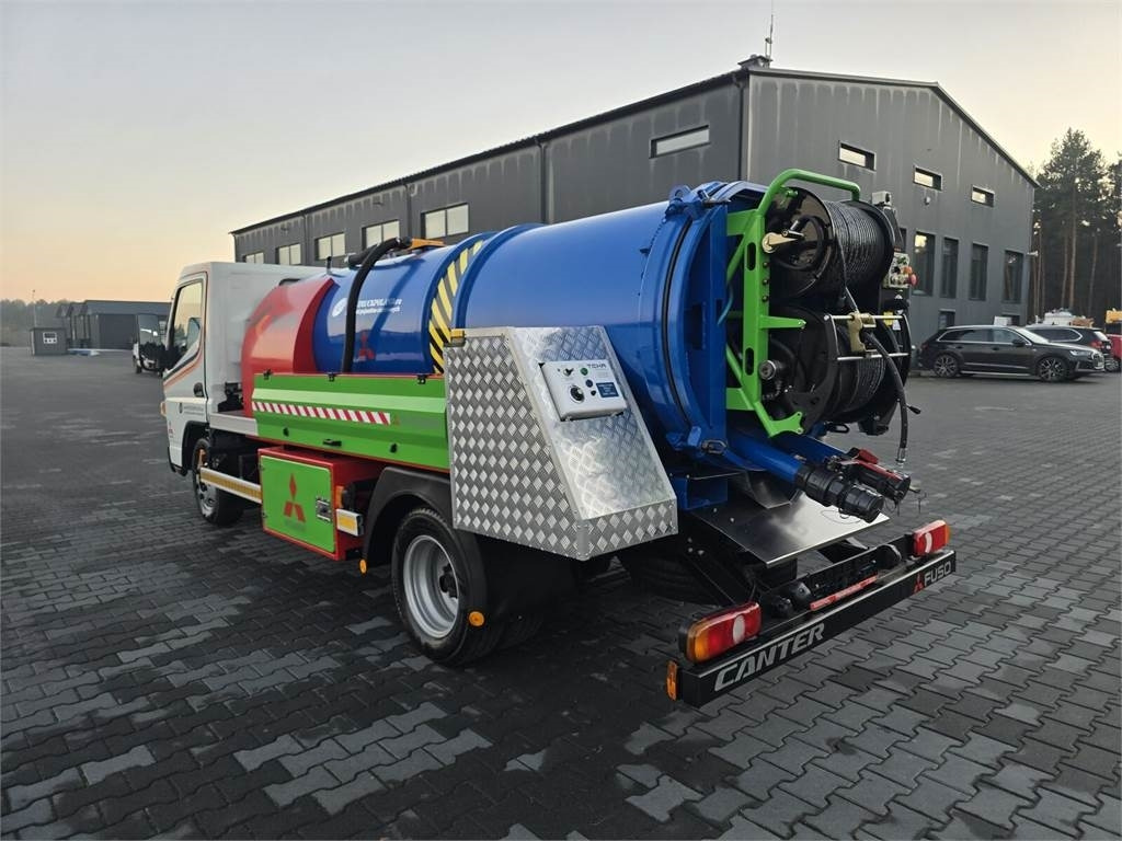 Mitsubishi ROM SMART COMBI WUKO HOT WATER FOR CLEANING SEWAGE - Асенізатори: фото 5 Mitsubishi ROM SMART COMBI WUKO HOT WATER FOR CLEANING SEWAGE - Асенізатори: фото 5