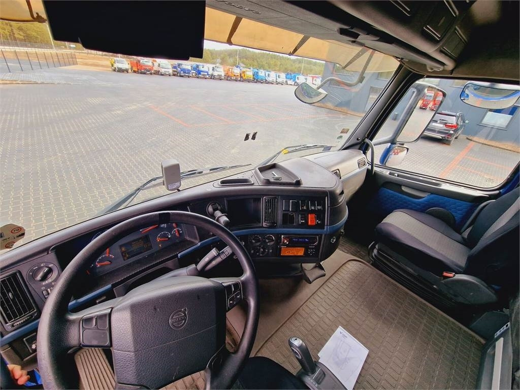 Тягач Volvo FH 13 440: фото 19