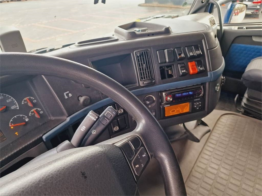 Тягач Volvo FH 13 440: фото 21
