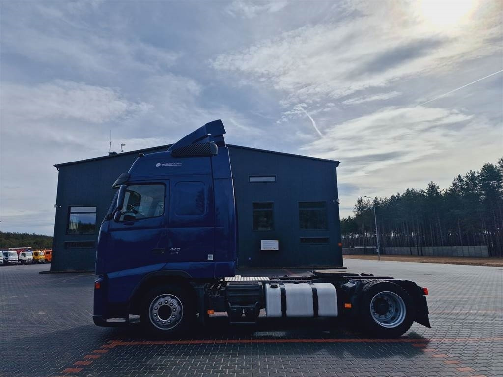 Volvo FH 13 440 - Тягач: фото 2 Volvo FH 13 440 - Тягач: фото 2