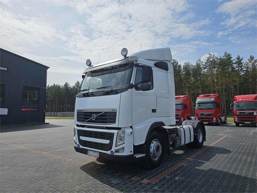 Volvo STANDARD 460 automatic 2009 r - Тягач: фото 2 Volvo STANDARD 460 automatic 2009 r - Тягач: фото 2