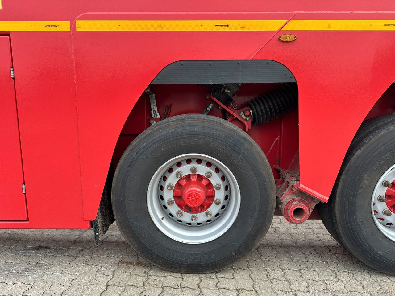 Faymonville 3 achs innenlader - Низькорамна платформа напівпричіп: фото 4 Faymonville 3 achs innenlader - Низькорамна платформа напівпричіп: фото 4