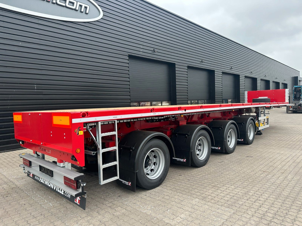 Faymonville 4 achs Telemax AAA / 36.000 mm - Низькорамна платформа напівпричіп: фото 3 Faymonville 4 achs Telemax AAA / 36.000 mm - Низькорамна платформа напівпричіп: фото 3