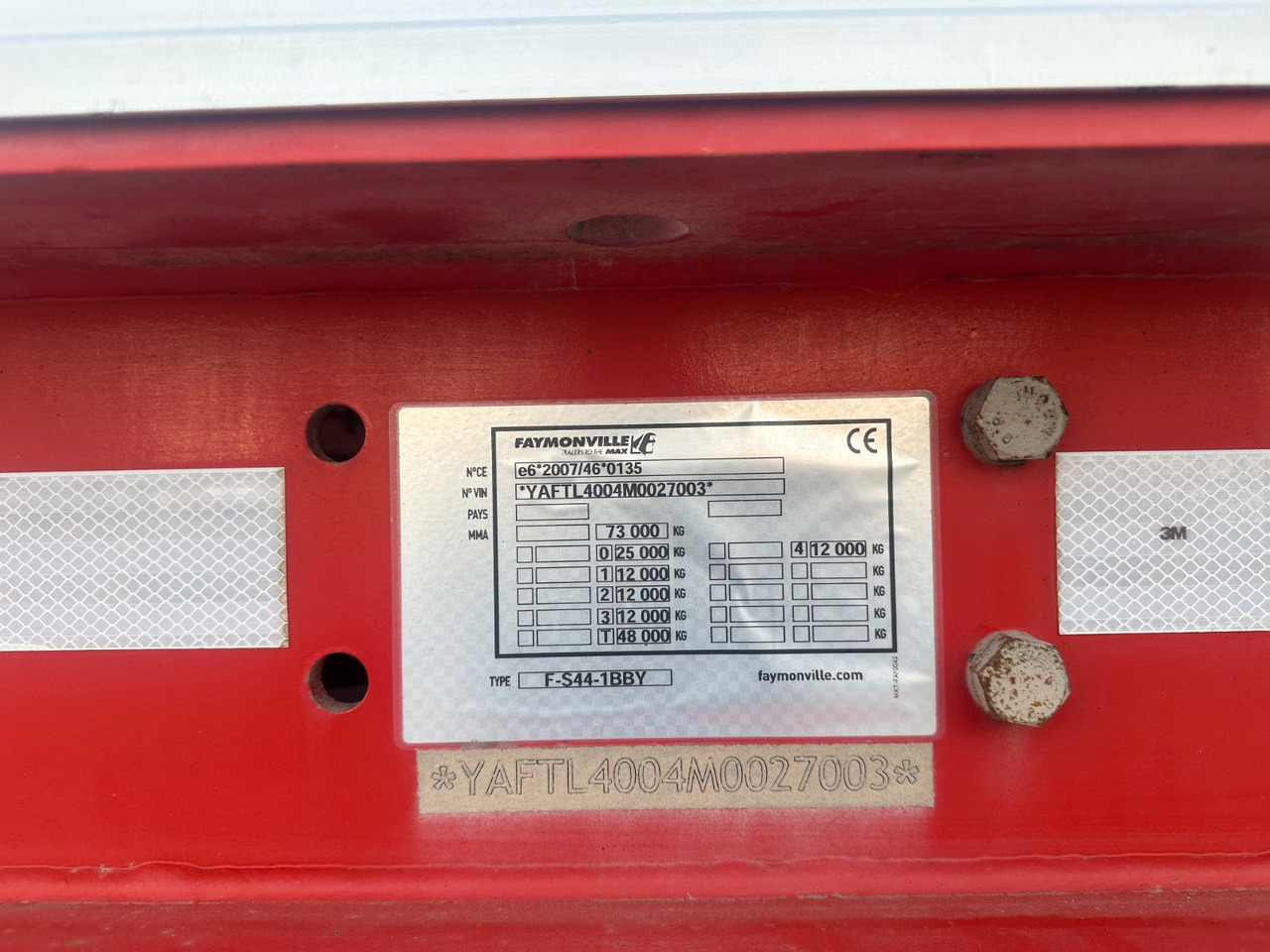 Faymonville 4 achs tieflader / ausziehbar / Radmulden - Низькорамна платформа напівпричіп: фото 3 Faymonville 4 achs tieflader / ausziehbar / Radmulden - Низькорамна платформа напівпричіп: фото 3