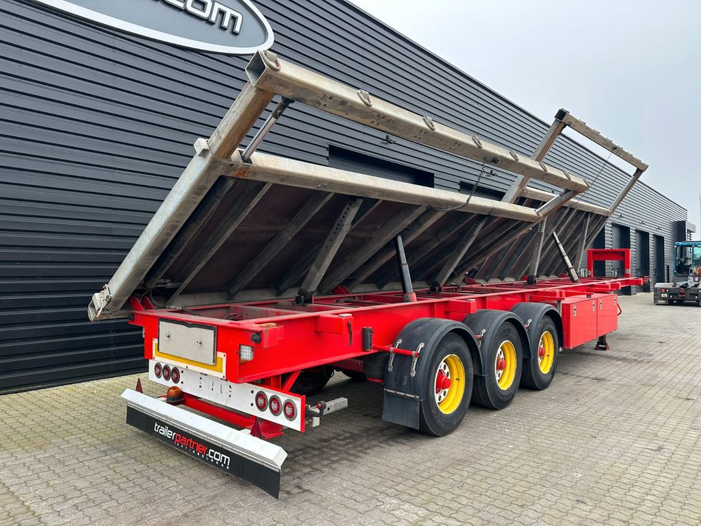 Faymonville Flandria 3 achs Schräglader Faymonville Flandria 3 achs Schräglader - Низькорамна платформа напівпричіп: фото 5 Faymonville Flandria 3 achs Schräglader Faymonville Flandria 3 achs Schräglader - Низькорамна платформа напівпричіп: фото 5