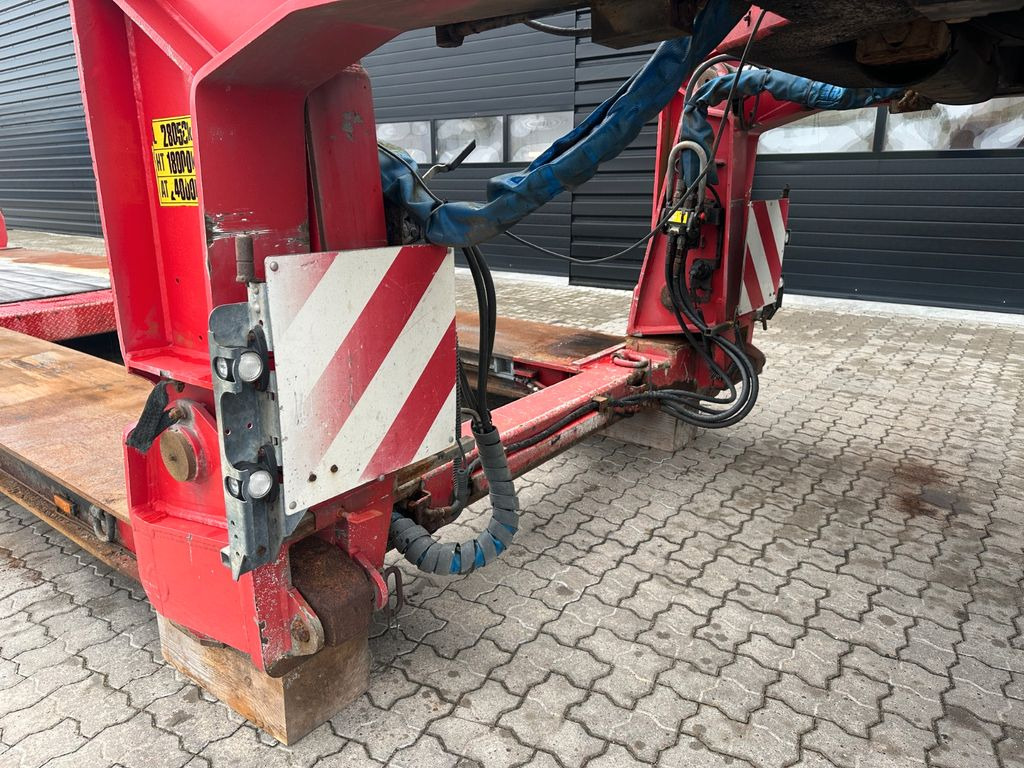 Faymonville Megamax 3 achs tiefbett Faymonville Megamax 3 achs tiefbett - Низькорамна платформа напівпричіп: фото 5 Faymonville Megamax 3 achs tiefbett Faymonville Megamax 3 achs tiefbett - Низькорамна платформа напівпричіп: фото 5