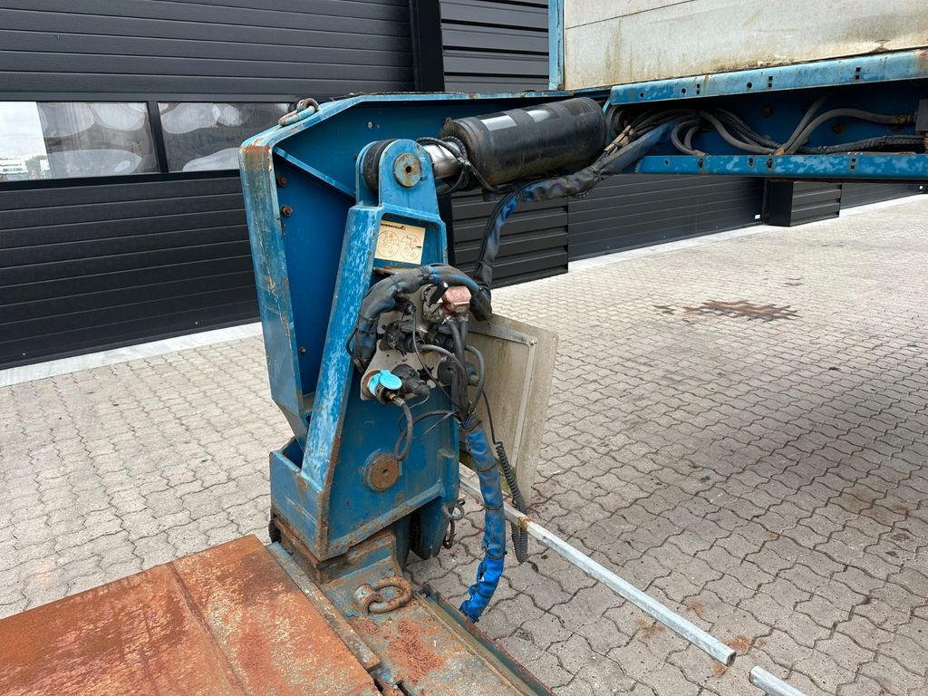 Faymonville Tiefbett / ausziehbar Faymonville Tiefbett / ausziehbar - Низькорамна платформа напівпричіп: фото 5 Faymonville Tiefbett / ausziehbar Faymonville Tiefbett / ausziehbar - Низькорамна платформа напівпричіп: фото 5