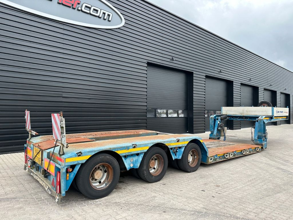 Faymonville Tiefbett / ausziehbar Faymonville Tiefbett / ausziehbar - Низькорамна платформа напівпричіп: фото 2 Faymonville Tiefbett / ausziehbar Faymonville Tiefbett / ausziehbar - Низькорамна платформа напівпричіп: фото 2