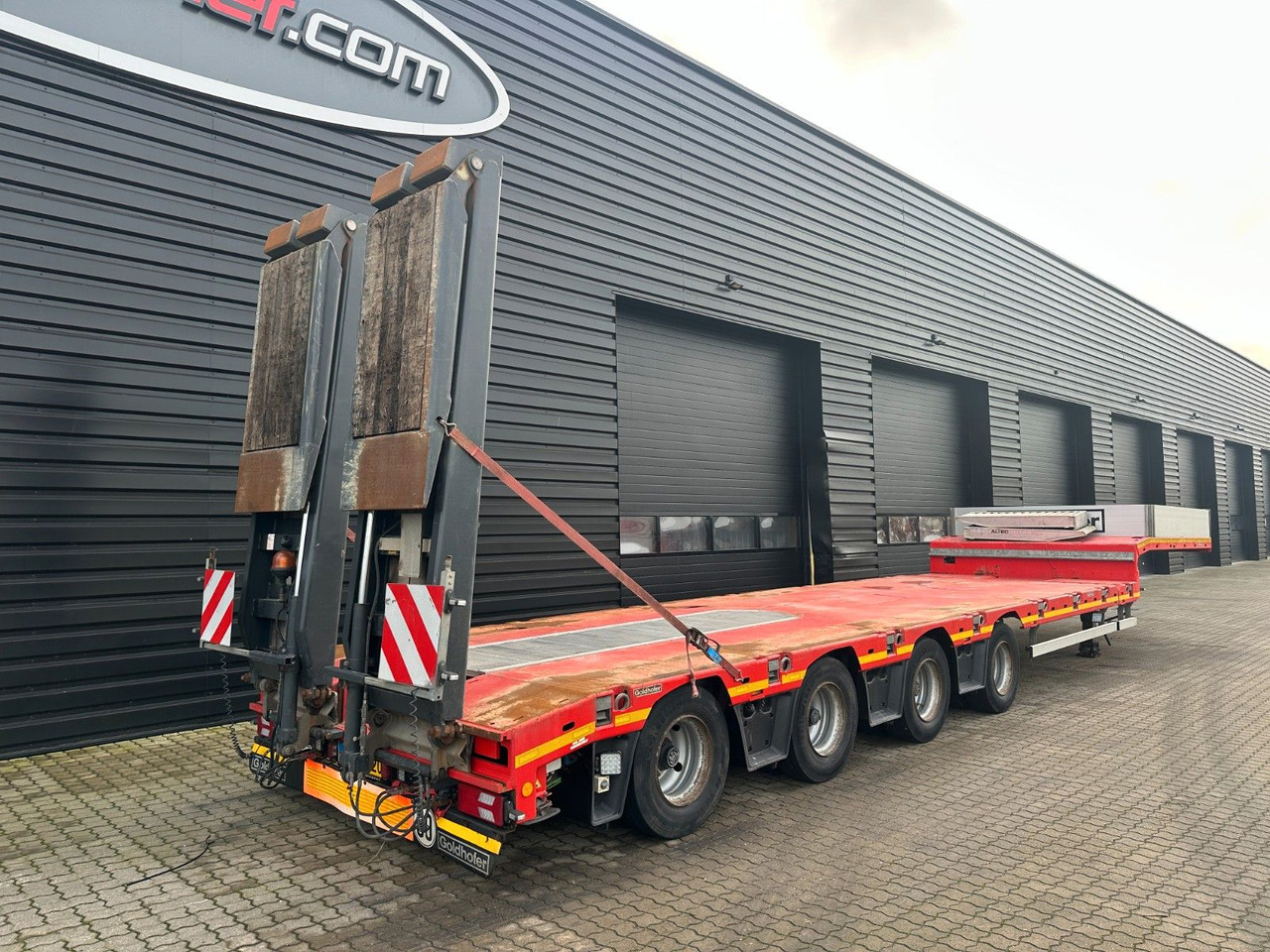 Goldhofer Stepstar 4 achs tieflader / Ausziehbar - Низькорамна платформа напівпричіп: фото 2 Goldhofer Stepstar 4 achs tieflader / Ausziehbar - Низькорамна платформа напівпричіп: фото 2