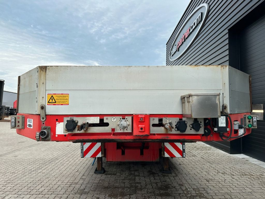 Goldhofer Tieflader /ausziehbar / Rampen Goldhofer Tieflader /ausziehbar / Rampen - Низькорамна платформа напівпричіп: фото 4 Goldhofer Tieflader /ausziehbar / Rampen Goldhofer Tieflader /ausziehbar / Rampen - Низькорамна платформа напівпричіп: фото 4