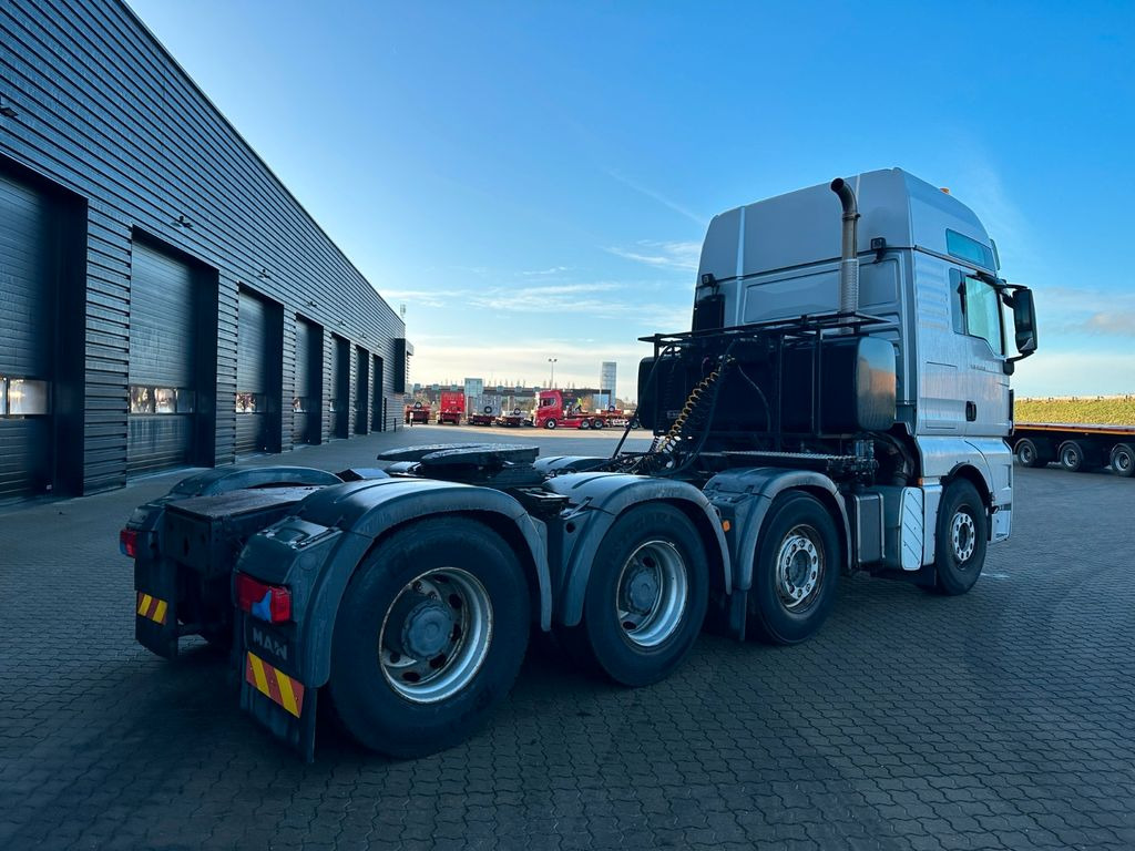 MAN TGX 41.540 8x4 MAN TGX 41.540 8x4 - Тягач: фото 3 MAN TGX 41.540 8x4 MAN TGX 41.540 8x4 - Тягач: фото 3