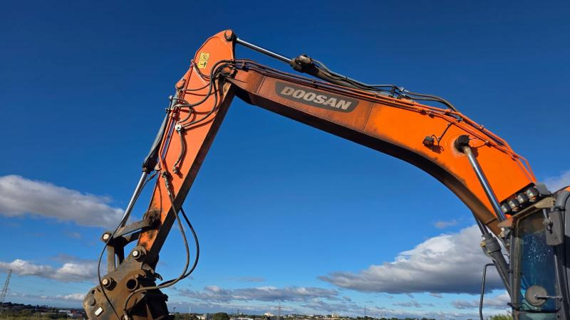 Doosan DX 225 LC - Гусеничний екскаватор: фото 5 Doosan DX 225 LC - Гусеничний екскаватор: фото 5