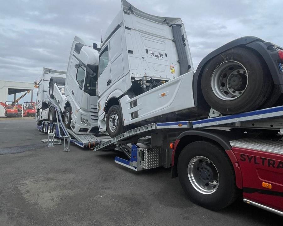 Eroglu ERTRT Extensible Porte camion - Низькорамна платформа напівпричіп: фото 4 Eroglu ERTRT Extensible Porte camion - Низькорамна платформа напівпричіп: фото 4