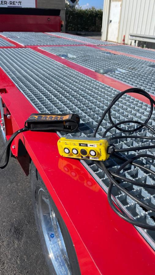 Низькорамна платформа напівпричіп GVN Trailers GVN329 Caiboutti: фото 12 Низькорамна платформа напівпричіп GVN Trailers GVN329 Caiboutti: фото 12