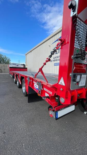 Низькорамна платформа напівпричіп GVN Trailers GVN329 Caiboutti: фото 7 Низькорамна платформа напівпричіп GVN Trailers GVN329 Caiboutti: фото 7