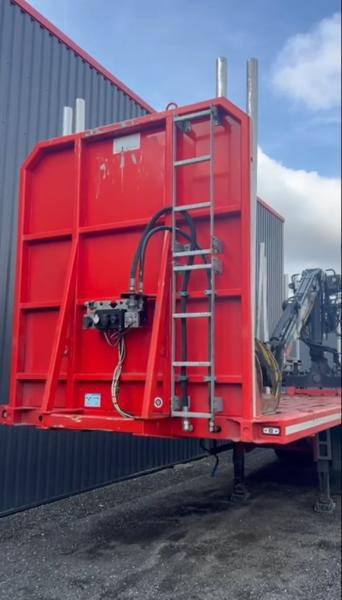 Pacton - Напівпричіп лісовоз: фото 1 Pacton - Напівпричіп лісовоз: фото 1