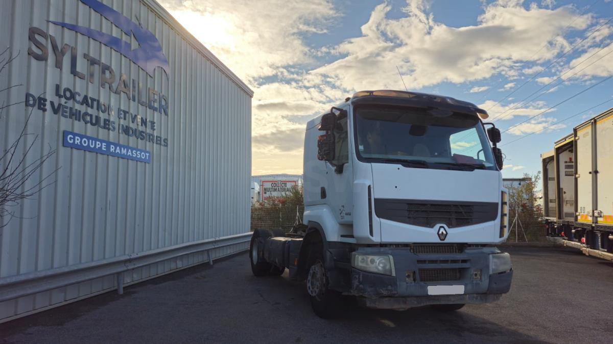 Renault Premium Lander 460 DXI - Тягач: фото 3 Renault Premium Lander 460 DXI - Тягач: фото 3