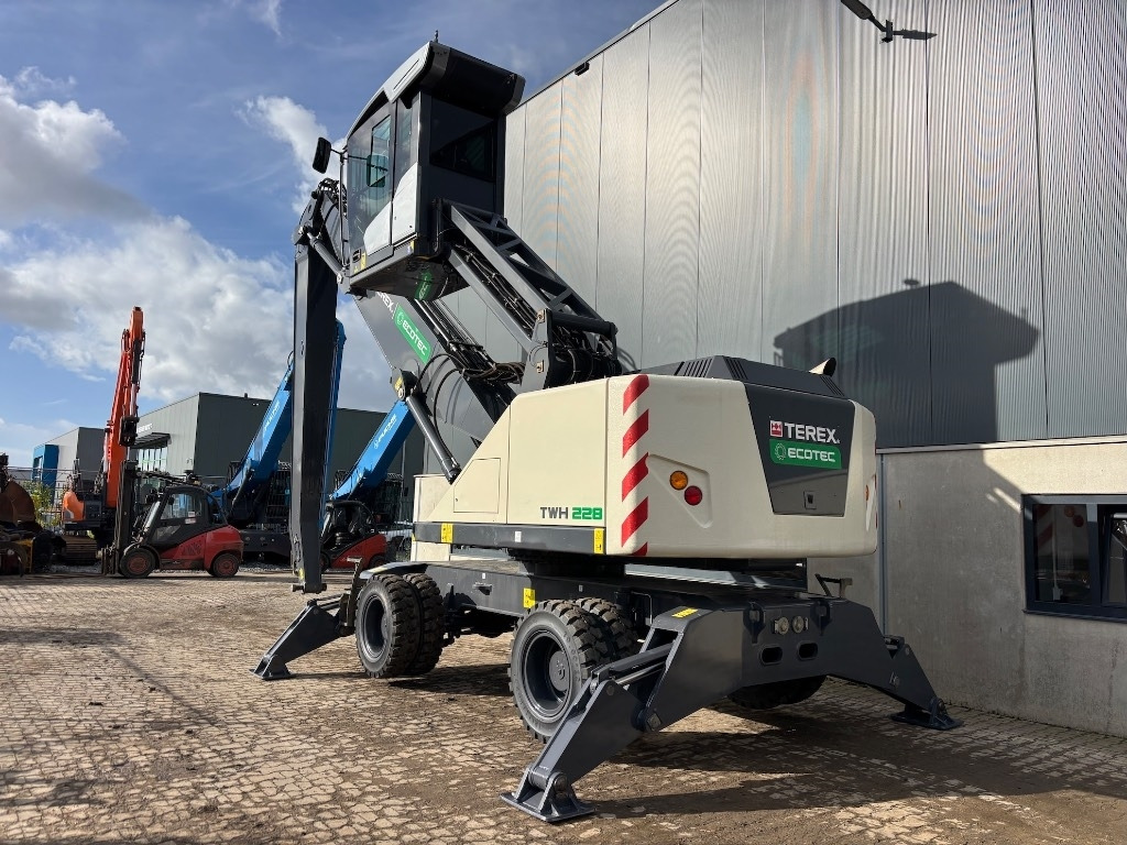 Fuchs MHL 340 F - MHL340 Terex Ecotec TWH228 - Перевантажувач: фото 3 Fuchs MHL 340 F - MHL340 Terex Ecotec TWH228 - Перевантажувач: фото 3