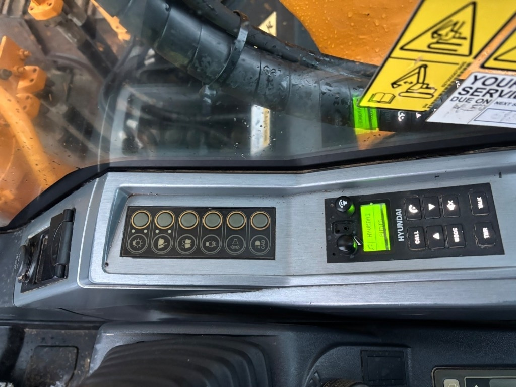 Гусеничний екскаватор Hyundai Robex 220 LC-9 A - 210LC-9A - 220LC-9A - R210 R220: фото 16 Гусеничний екскаватор Hyundai Robex 220 LC-9 A - 210LC-9A - 220LC-9A - R210 R220: фото 16