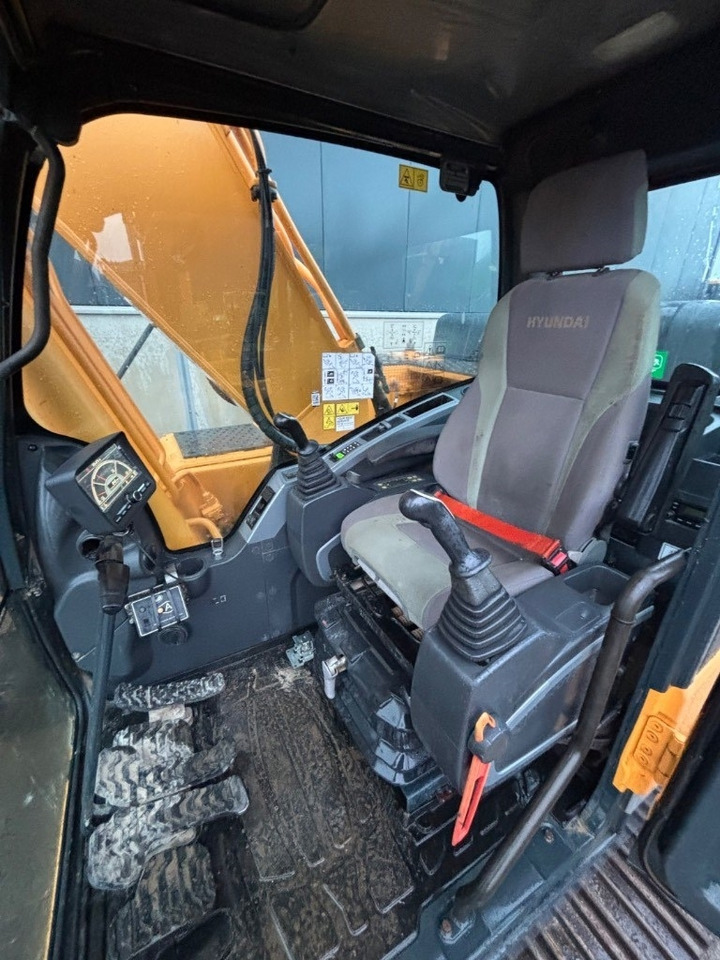 Гусеничний екскаватор Hyundai Robex 220 LC-9 A - 210LC-9A - 220LC-9A - R210 R220: фото 12 Гусеничний екскаватор Hyundai Robex 220 LC-9 A - 210LC-9A - 220LC-9A - R210 R220: фото 12