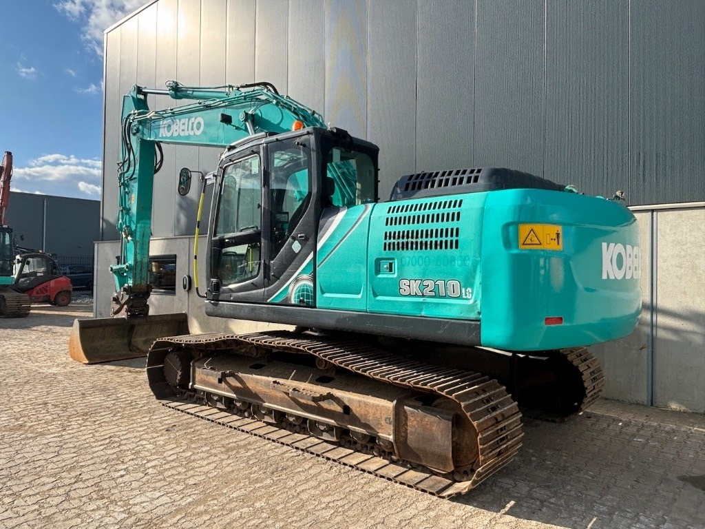 Kobelco SK 210 LC-10 - SK210 - SK210LC-10 - Гусеничний екскаватор: фото 3 Kobelco SK 210 LC-10 - SK210 - SK210LC-10 - Гусеничний екскаватор: фото 3