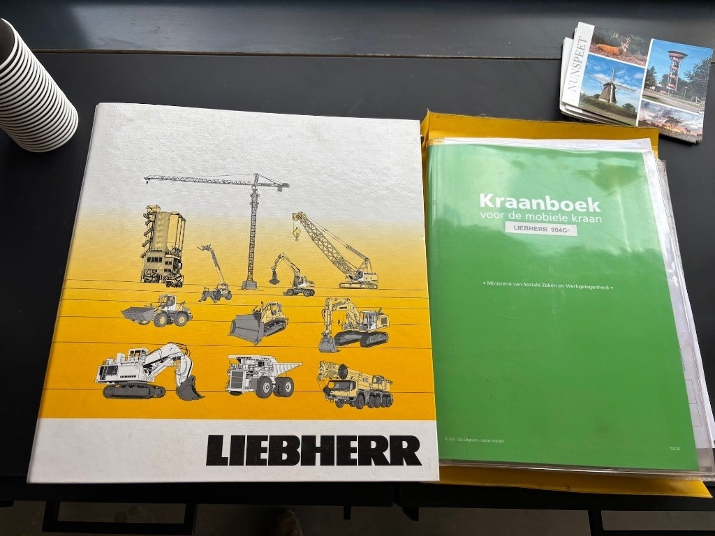 Перевантажувач Liebherr A 904 C HD: фото 20