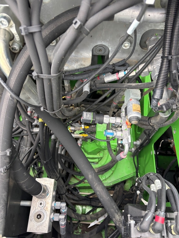 Перевантажувач Sennebogen 821 M - 821 E - 821 ME: фото 37 Перевантажувач Sennebogen 821 M - 821 E - 821 ME: фото 37