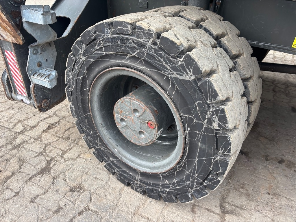 Перевантажувач Sennebogen 821 M - 821 E - 821 ME: фото 27 Перевантажувач Sennebogen 821 M - 821 E - 821 ME: фото 27