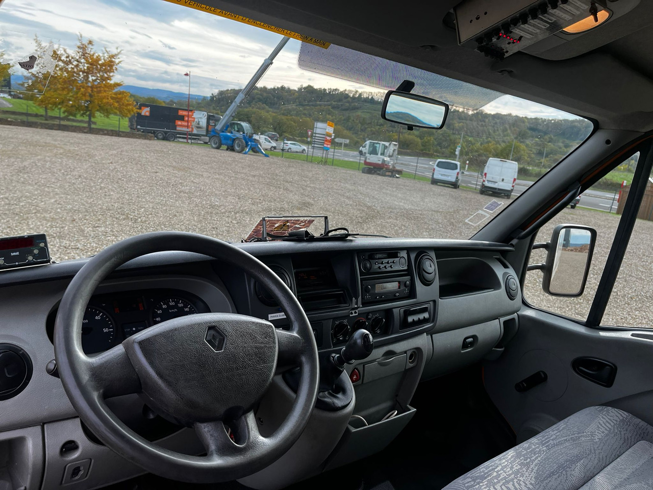 RENAULT Mascott DCI 160 CAISSE + HAYON - Вантажівка з закритим кузовом: фото 5 RENAULT Mascott DCI 160 CAISSE + HAYON - Вантажівка з закритим кузовом: фото 5