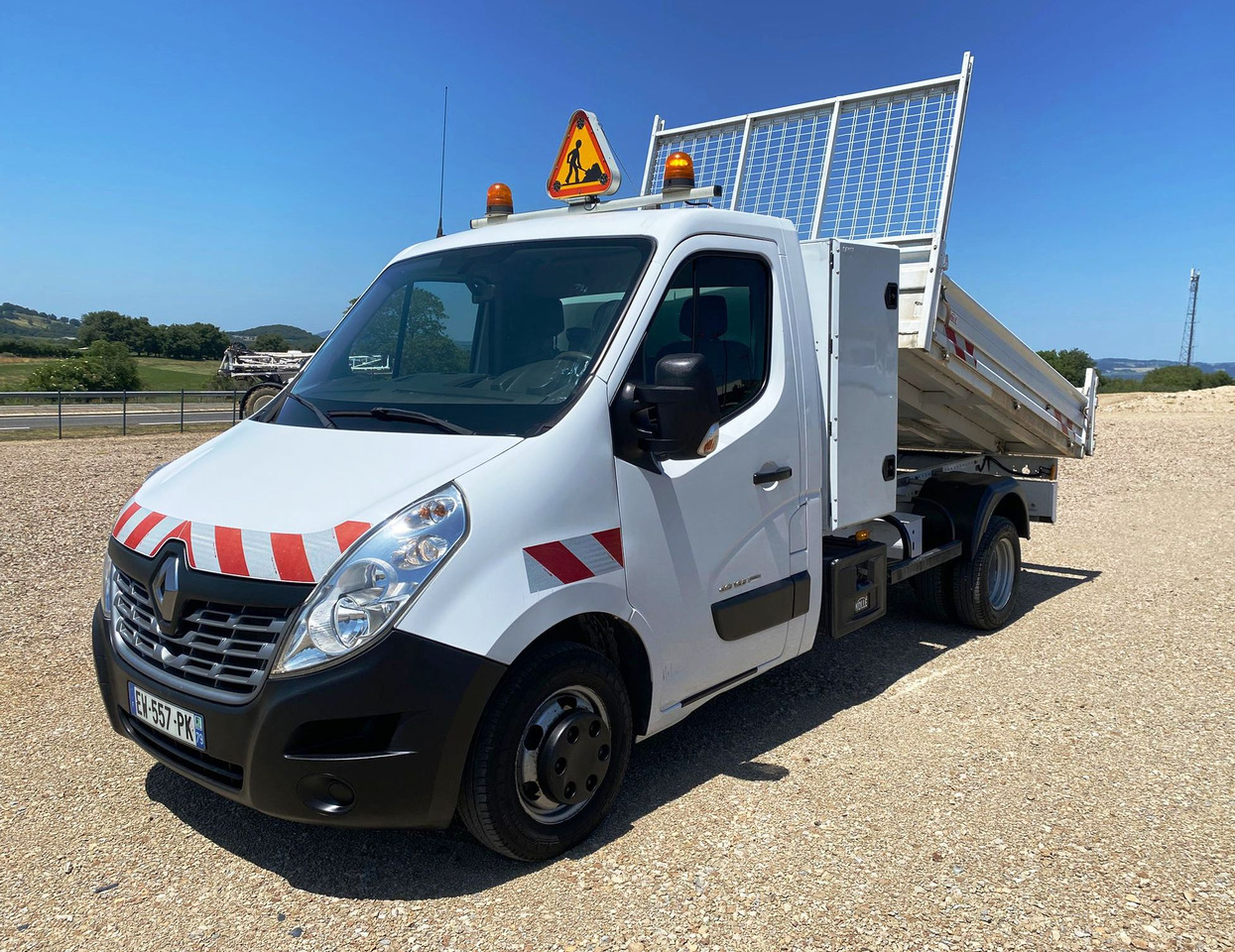 RENAULT Master III 2.3 DCI 165 ENERGY GRAND CONFORT BENNE+COFFRE - Малотоннажний самоскид: фото 1 RENAULT Master III 2.3 DCI 165 ENERGY GRAND CONFORT BENNE+COFFRE - Малотоннажний самоскид: фото 1
