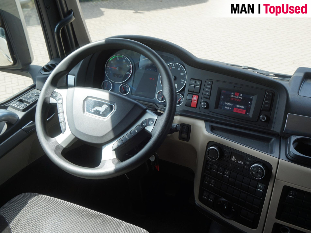 MAN TGX 18.470 4X2 BLS / XLX / 2 Tanks / EURO 6 - Тягач: фото 4 MAN TGX 18.470 4X2 BLS / XLX / 2 Tanks / EURO 6 - Тягач: фото 4