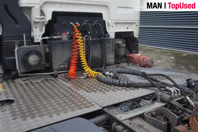 MAN TGX 26.510 6x2/4 BL SA / PTO / Hydrauliek / Retard - Тягач: фото 2 MAN TGX 26.510 6x2/4 BL SA / PTO / Hydrauliek / Retard - Тягач: фото 2