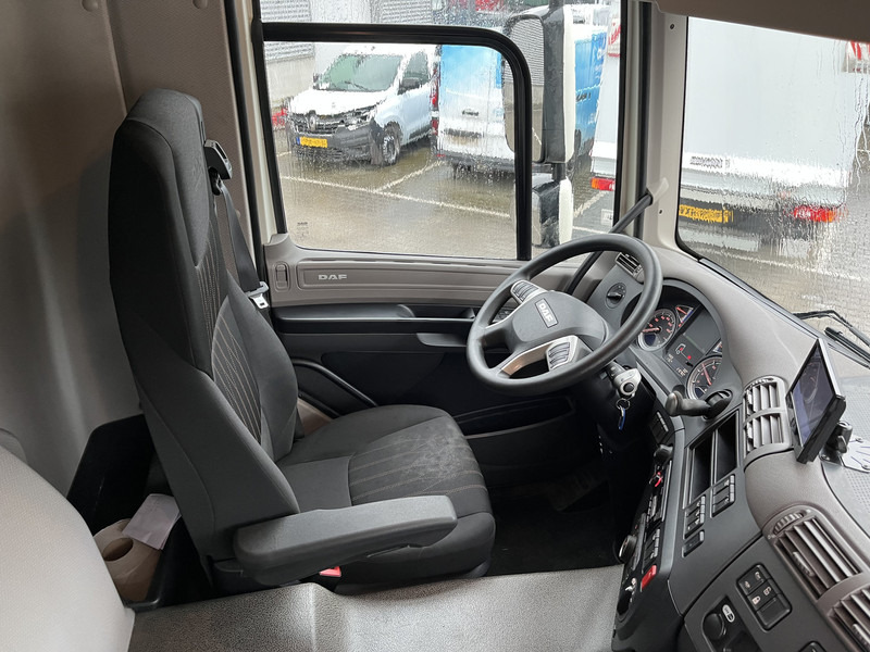 DAF CF 260 FA / 18 Ton / 210 dkm / Box / Laadklep / APK 05-25 - Вантажівка з закритим кузовом: фото 3 DAF CF 260 FA / 18 Ton / 210 dkm / Box / Laadklep / APK 05-25 - Вантажівка з закритим кузовом: фото 3