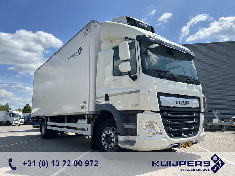 DAF CF 260 FA / Carrier Koeler - 30 gr / Chereau Frigobox / Laadklep 2000 kg - Рефрижератор вантажівка: фото 1 DAF CF 260 FA / Carrier Koeler - 30 gr / Chereau Frigobox / Laadklep 2000 kg - Рефрижератор вантажівка: фото 1