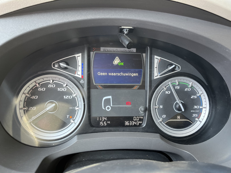 DAF LF 210 FA / 12 Ton / 353 dkm / Koffer / LBW 1500 kg / NL LKW - Вантажівка з закритим кузовом: фото 4 DAF LF 210 FA / 12 Ton / 353 dkm / Koffer / LBW 1500 kg / NL LKW - Вантажівка з закритим кузовом: фото 4