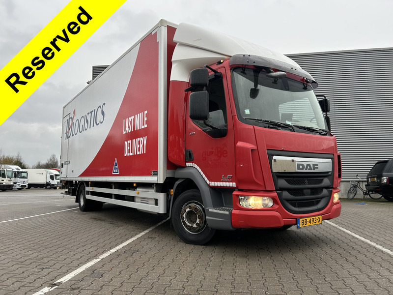 DAF LF 210 FA / 12 Ton / 450 dkm / Tacho V2 / Box / Laadklep / APK TUV 09-26 - Вантажівка з закритим кузовом: фото 1 DAF LF 210 FA / 12 Ton / 450 dkm / Tacho V2 / Box / Laadklep / APK TUV 09-26 - Вантажівка з закритим кузовом: фото 1