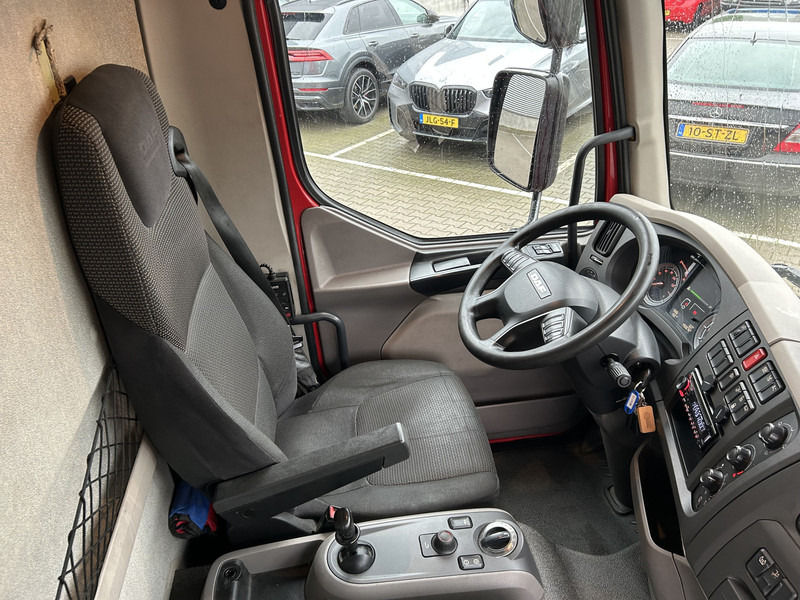 DAF LF 210 FA / 12 Ton / 450 dkm / Tacho V2 / Box / Laadklep / APK TUV 09-26 - Вантажівка з закритим кузовом: фото 3 DAF LF 210 FA / 12 Ton / 450 dkm / Tacho V2 / Box / Laadklep / APK TUV 09-26 - Вантажівка з закритим кузовом: фото 3