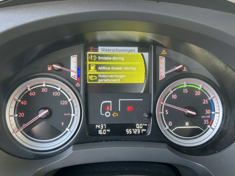 DAF LF 210 FA / 12 Ton / 557 dlm / Curtainside / Loadlift / APK TUV 05-26 - Тентована вантажівка: фото 4 DAF LF 210 FA / 12 Ton / 557 dlm / Curtainside / Loadlift / APK TUV 05-26 - Тентована вантажівка: фото 4