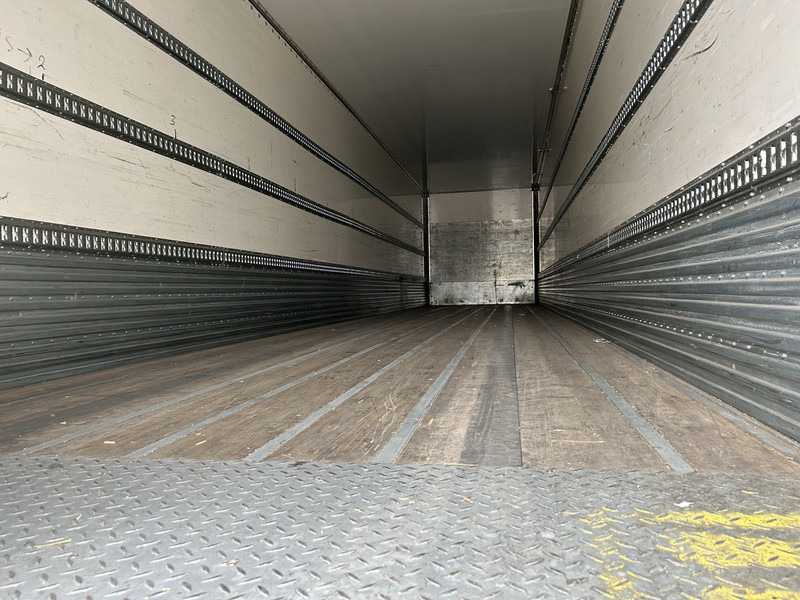 Fruehauf CNP 03 / Box / Laadklep / SAF Schijfrem - Закритий кузов напівпричіп: фото 3 Fruehauf CNP 03 / Box / Laadklep / SAF Schijfrem - Закритий кузов напівпричіп: фото 3